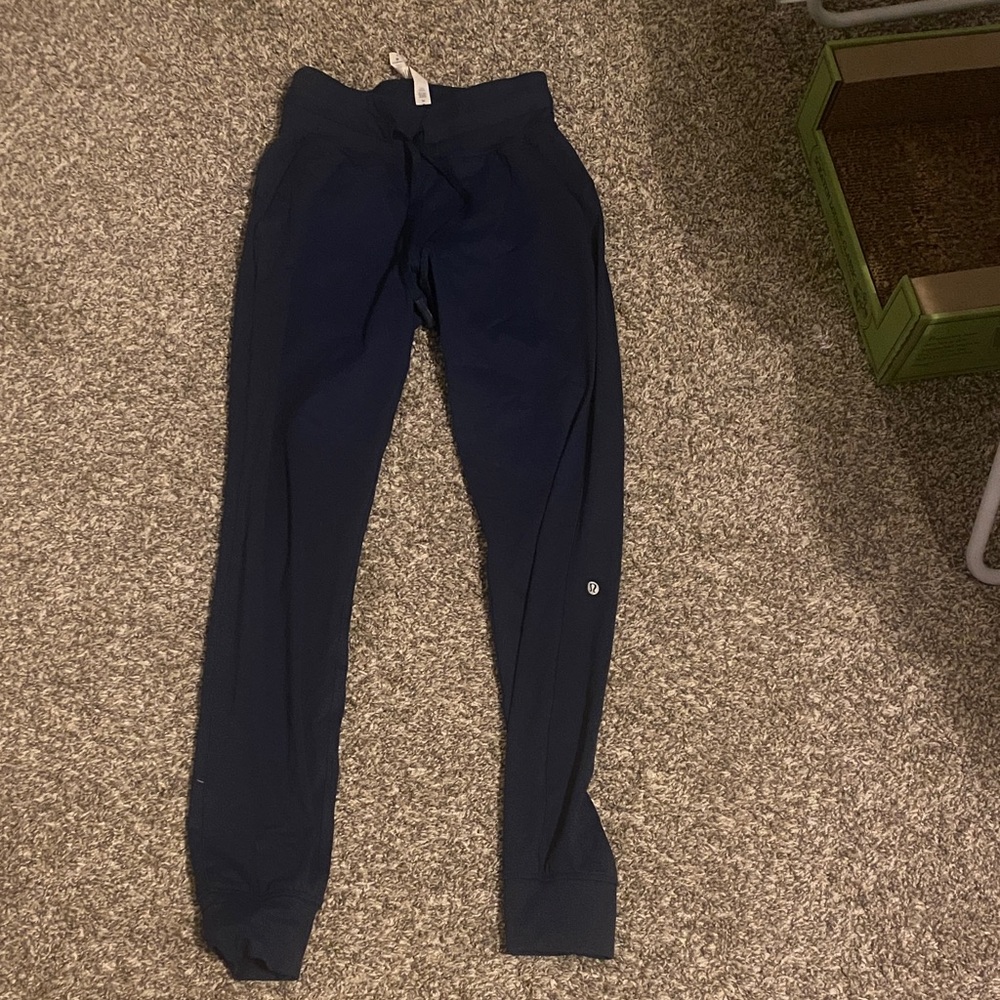 Lululemon Navy Scuba Jogger Pants